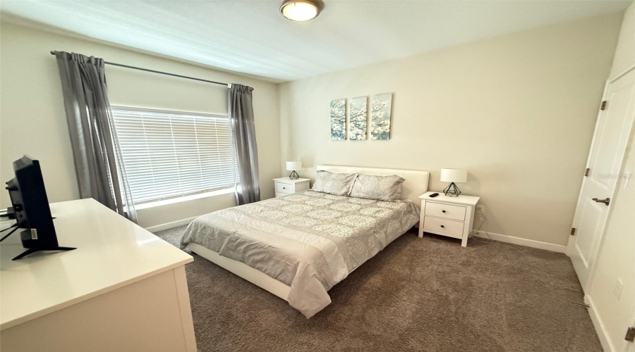 DAVENPORT, Florida 33896, 4 Bedrooms Bedrooms, ,3 BathroomsBathrooms,Residential,For Sale,DOGLEG,MFRS5125174