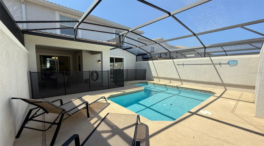 DAVENPORT, Florida 33896, 4 Bedrooms Bedrooms, ,3 BathroomsBathrooms,Residential,For Sale,DOGLEG,MFRS5125174