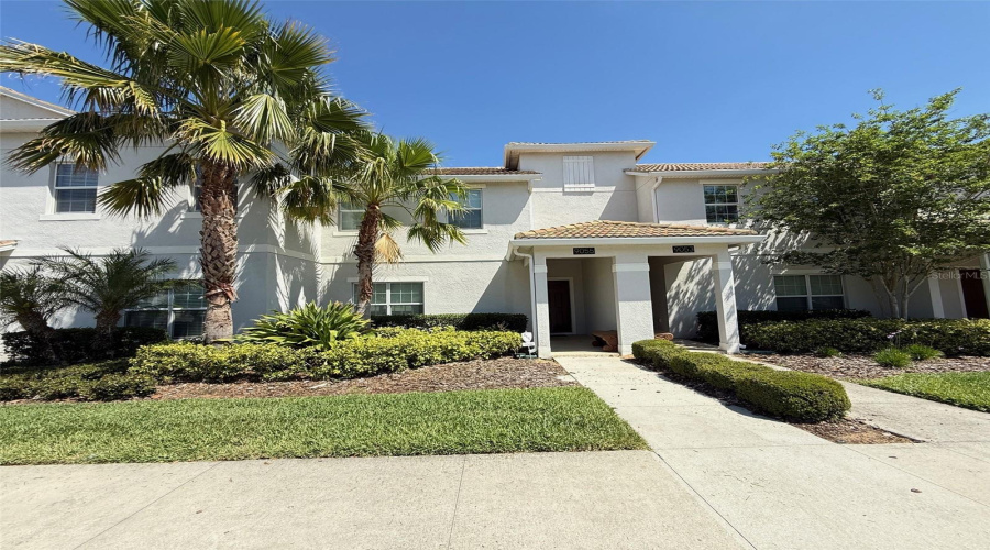 DAVENPORT, Florida 33896, 4 Bedrooms Bedrooms, ,3 BathroomsBathrooms,Residential,For Sale,DOGLEG,MFRS5125174