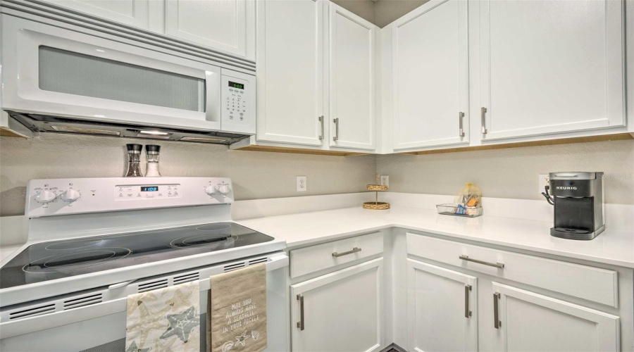 DAVENPORT, Florida 33897, 3 Bedrooms Bedrooms, ,2 BathroomsBathrooms,Residential,For Sale,GRAN BAHAMA,MFRS5125195