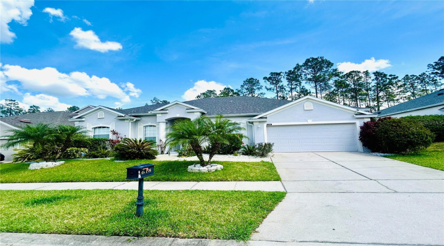 DAVENPORT, Florida 33897, 5 Bedrooms Bedrooms, ,3 BathroomsBathrooms,Residential,For Sale,HAMPTON,MFRS5125082