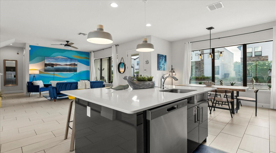 DAVENPORT, Florida 33896, 4 Bedrooms Bedrooms, ,3 BathroomsBathrooms,Residential,For Sale,VILLA DOMANI,0,MFRO6295964