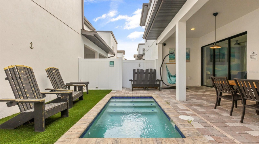 DAVENPORT, Florida 33896, 4 Bedrooms Bedrooms, ,3 BathroomsBathrooms,Residential,For Sale,VILLA DOMANI,0,MFRO6295964