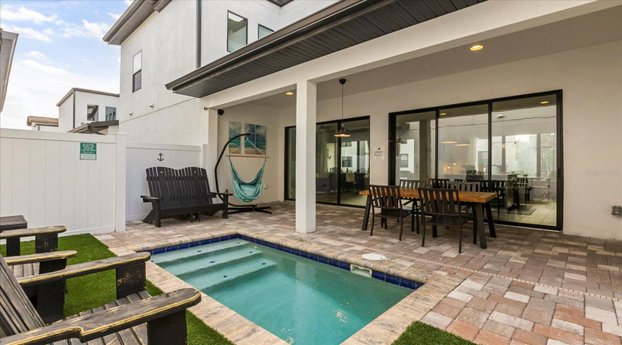 DAVENPORT, Florida 33896, 4 Bedrooms Bedrooms, ,3 BathroomsBathrooms,Residential,For Sale,VILLA DOMANI,0,MFRO6295964