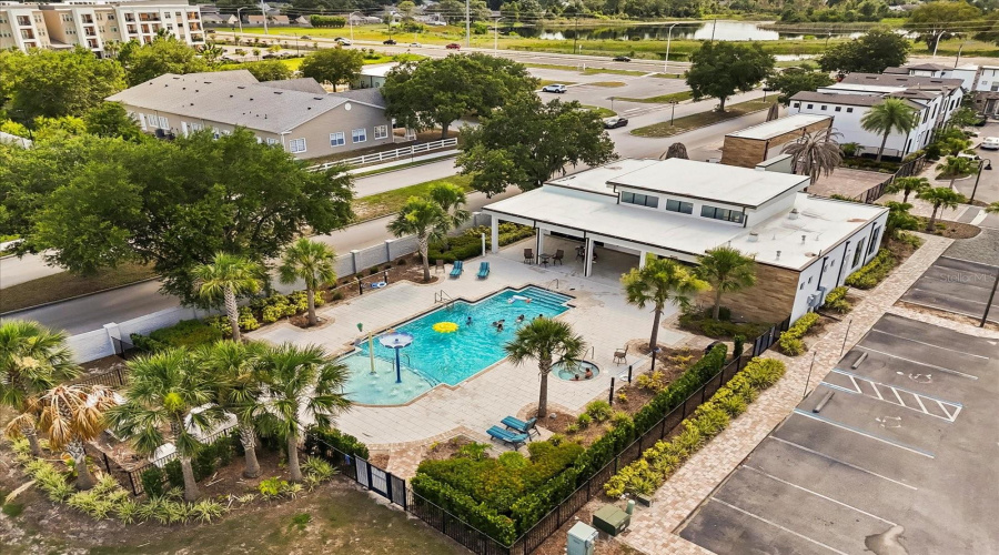 DAVENPORT, Florida 33896, 4 Bedrooms Bedrooms, ,3 BathroomsBathrooms,Residential,For Sale,VILLA DOMANI,0,MFRO6295964