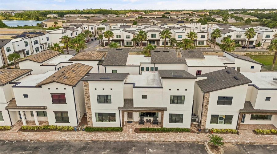 DAVENPORT, Florida 33896, 4 Bedrooms Bedrooms, ,3 BathroomsBathrooms,Residential,For Sale,VILLA DOMANI,0,MFRO6295964