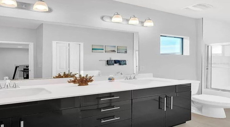 DAVENPORT, Florida 33896, 4 Bedrooms Bedrooms, ,3 BathroomsBathrooms,Residential,For Sale,VILLA DOMANI,MFRO6295964