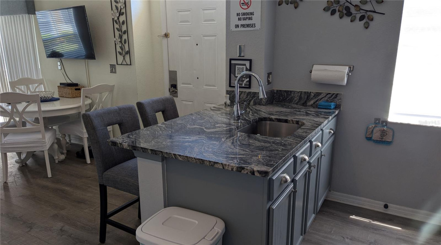 KISSIMMEE, Florida 34746, 4 Bedrooms Bedrooms, ,3 BathroomsBathrooms,Residential,For Sale,LODI,MFRO6299353