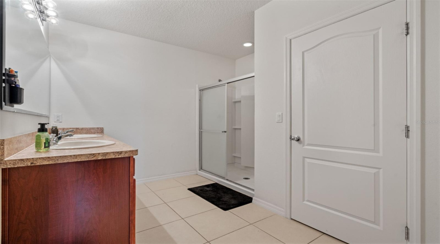 DAVENPORT, Florida 33896, 3 Bedrooms Bedrooms, ,2 BathroomsBathrooms,Residential,For Sale,MARABOU,MFRO6299909