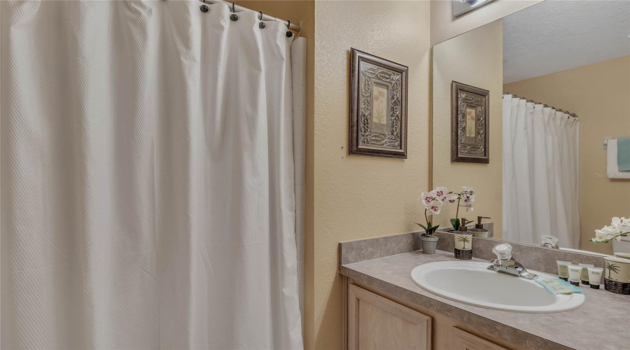 KISSIMMEE, Florida 34747, 5 Bedrooms Bedrooms, ,3 BathroomsBathrooms,Residential,For Sale,SECRET KEY,MFRO6300568