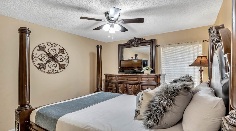 KISSIMMEE, Florida 34747, 5 Bedrooms Bedrooms, ,3 BathroomsBathrooms,Residential,For Sale,SECRET KEY,MFRO6300568
