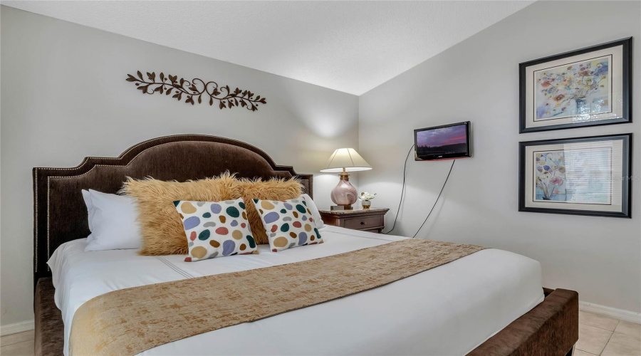 KISSIMMEE, Florida 34747, 5 Bedrooms Bedrooms, ,3 BathroomsBathrooms,Residential,For Sale,SECRET KEY,MFRO6300568