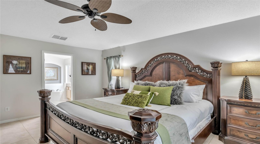 KISSIMMEE, Florida 34747, 5 Bedrooms Bedrooms, ,3 BathroomsBathrooms,Residential,For Sale,SECRET KEY,MFRO6300568