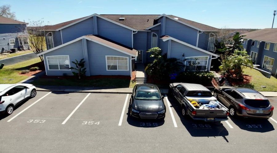 DAVENPORT, Florida 33897, 4 Bedrooms Bedrooms, ,3 BathroomsBathrooms,Residential,For Sale,CARIBBEAN,MFRO6301142