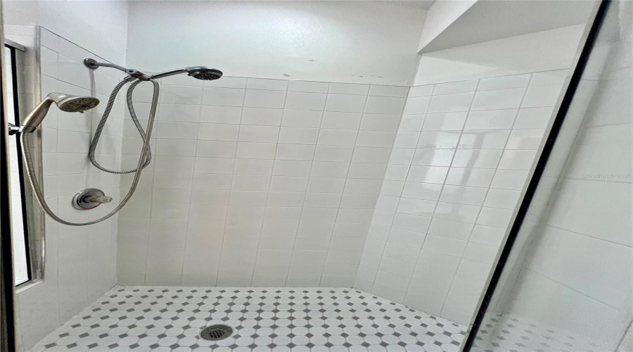 DAVENPORT, Florida 33897, 4 Bedrooms Bedrooms, ,3 BathroomsBathrooms,Residential,For Sale,CARIBBEAN,MFRO6301142