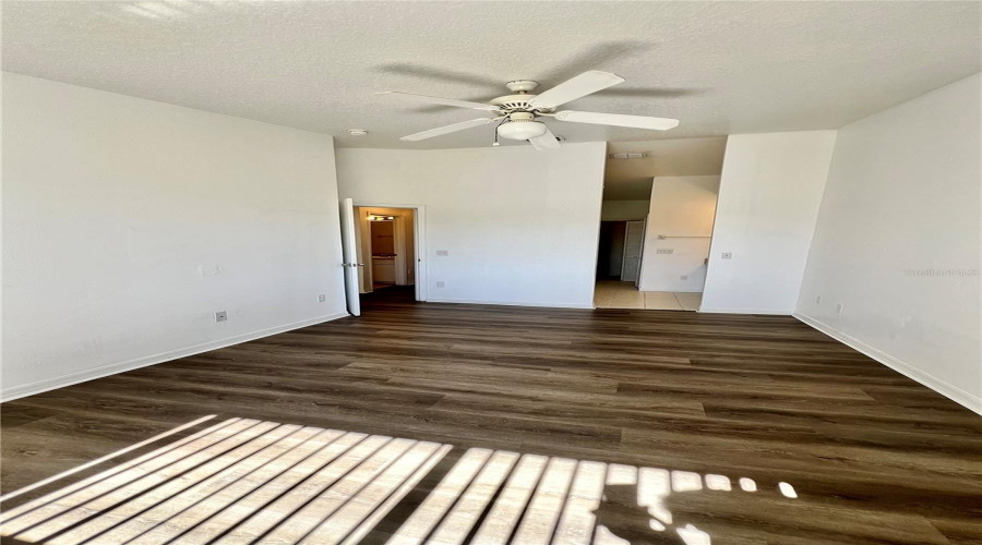 DAVENPORT, Florida 33897, 4 Bedrooms Bedrooms, ,3 BathroomsBathrooms,Residential,For Sale,CARIBBEAN,MFRO6301142