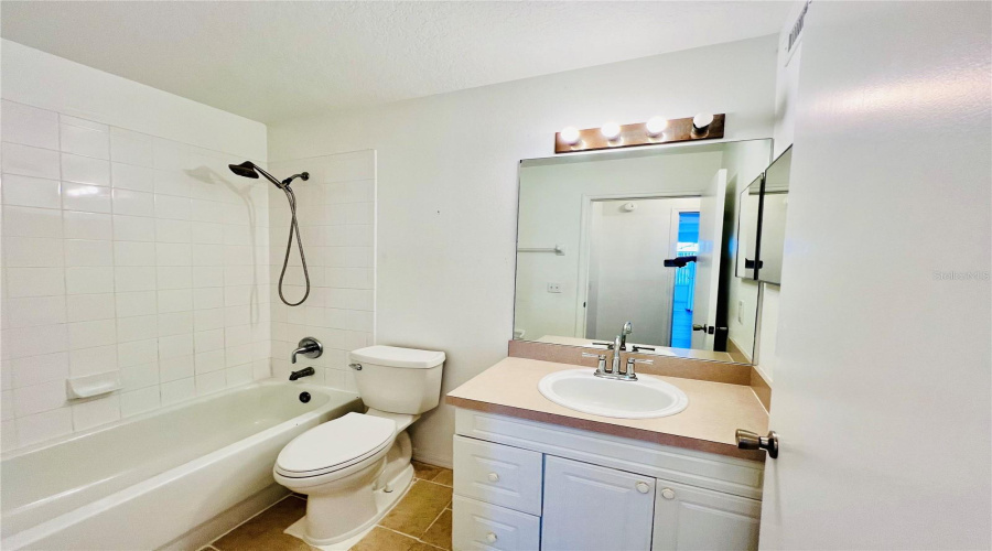 DAVENPORT, Florida 33897, 4 Bedrooms Bedrooms, ,3 BathroomsBathrooms,Residential,For Sale,CARIBBEAN,MFRO6301142
