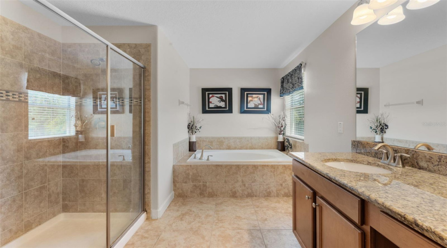 KISSIMMEE, Florida 34747, 6 Bedrooms Bedrooms, ,5 BathroomsBathrooms,Residential,For Sale,SUGAR PALM,MFRL4952282