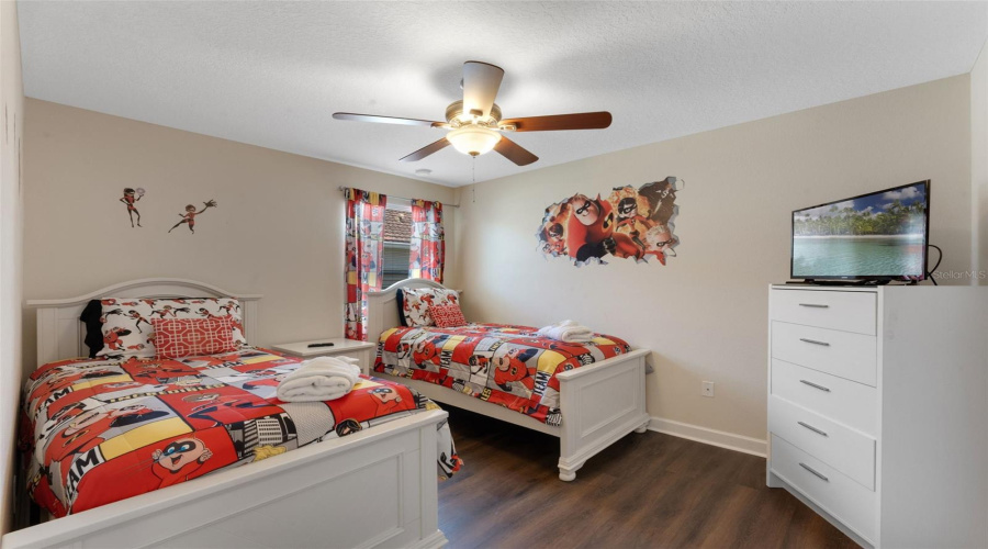 KISSIMMEE, Florida 34747, 6 Bedrooms Bedrooms, ,5 BathroomsBathrooms,Residential,For Sale,SUGAR PALM,MFRL4952282