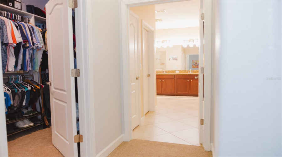 Master Bed Walk-in closet / bath view