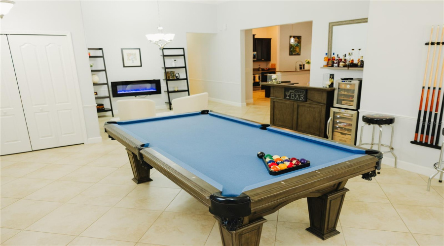 Versatile flex space with seating