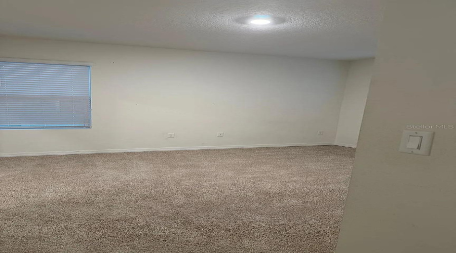 DAVENPORT, Florida 33837, 4 Bedrooms Bedrooms, ,2 BathroomsBathrooms,Residential,For Sale,EAGLEVIEW,0,MFRS5125172