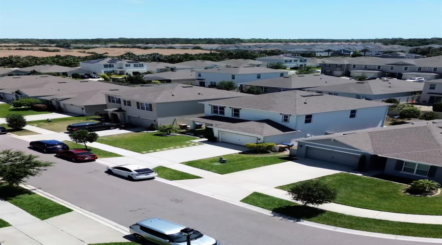 KISSIMMEE, Florida 34747, 6 Bedrooms Bedrooms, ,3 BathroomsBathrooms,Residential,For Sale,PYRUS,MFRS5125220
