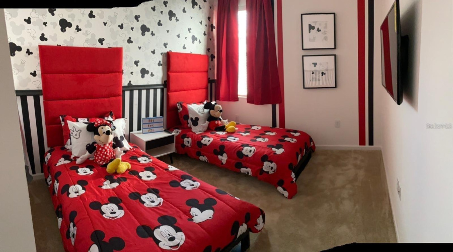 KISSIMMEE, Florida 34746, 12 Bedrooms Bedrooms, ,11 BathroomsBathrooms,Residential,For Sale,MARCELLO,MFRS5125312