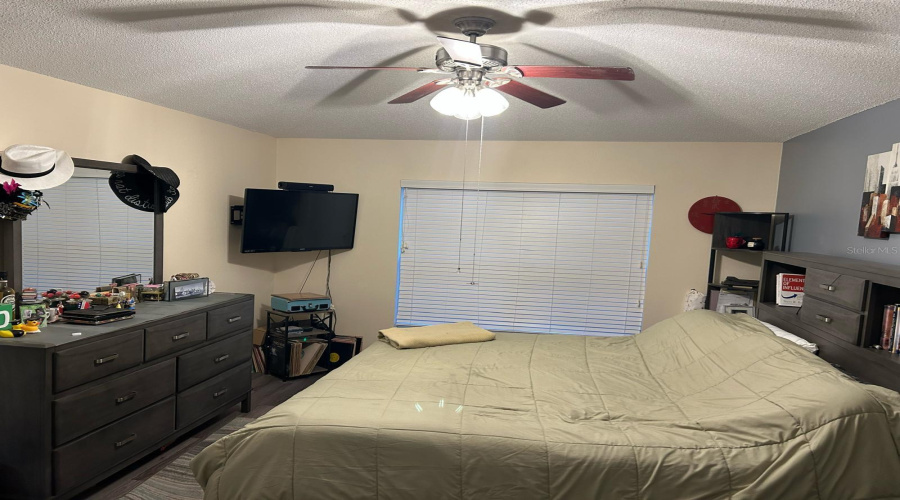 KISSIMMEE, Florida 34746, 5 Bedrooms Bedrooms, ,3 BathroomsBathrooms,Residential,For Sale,LAKE BERKLEY,MFRS5125314