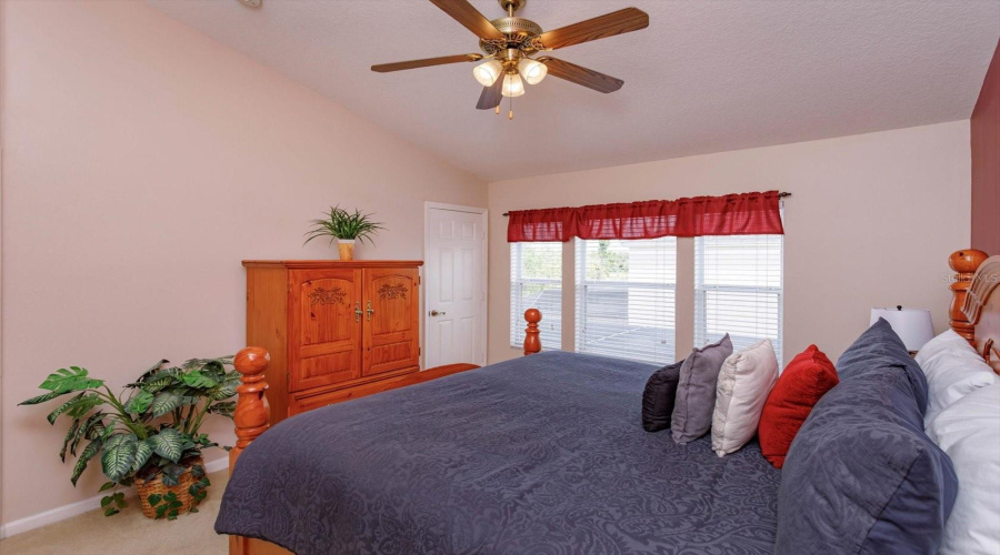 KISSIMMEE, Florida 34747, 3 Bedrooms Bedrooms, ,3 BathroomsBathrooms,Residential,For Sale,SILVER PALM DR,MFRTB8376589