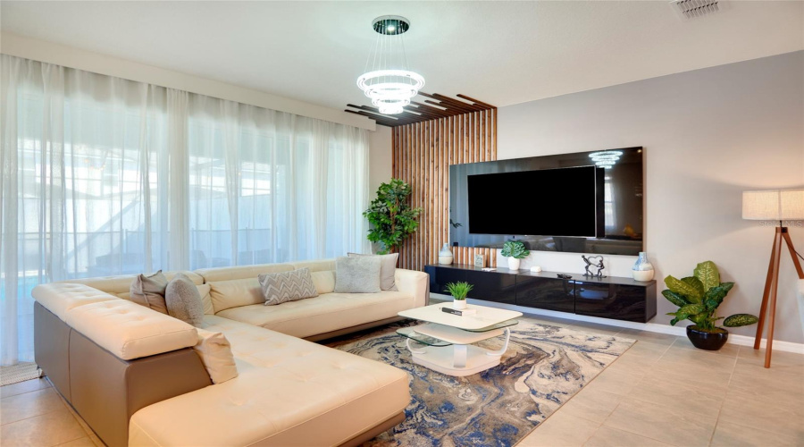 KISSIMMEE, Florida 34747, 5 Bedrooms Bedrooms, ,4 BathroomsBathrooms,Residential,For Sale,TROPICAL PALMS,0,MFRO6301603