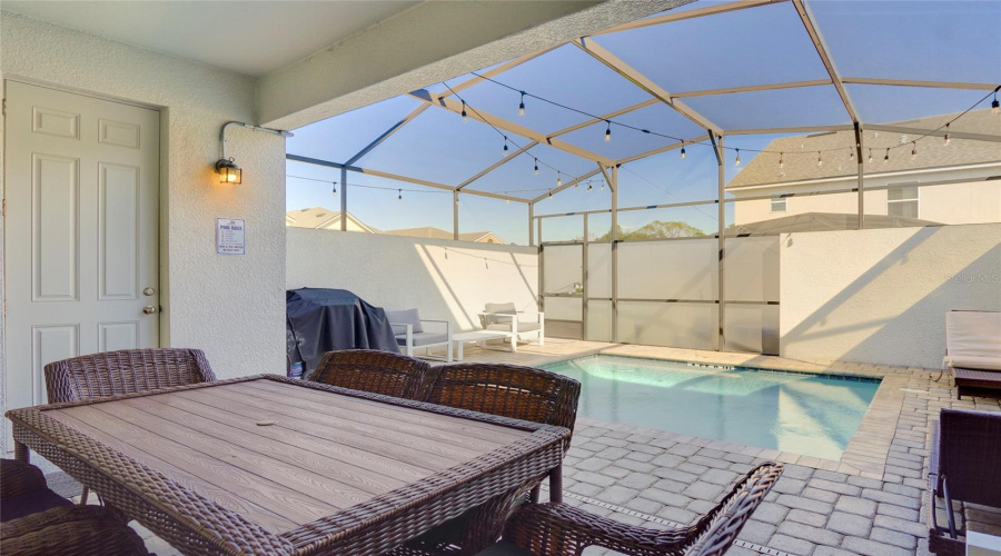 KISSIMMEE, Florida 34747, 5 Bedrooms Bedrooms, ,4 BathroomsBathrooms,Residential,For Sale,TROPICAL PALMS,0,MFRO6301603