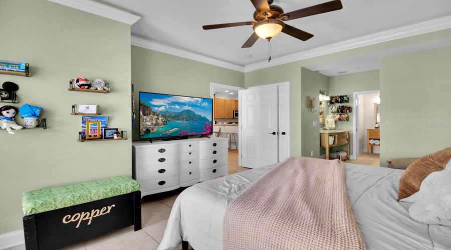 DAVENPORT, Florida 33897, 3 Bedrooms Bedrooms, ,2 BathroomsBathrooms,Residential,For Sale,BELLA VISTA,MFRO6301263