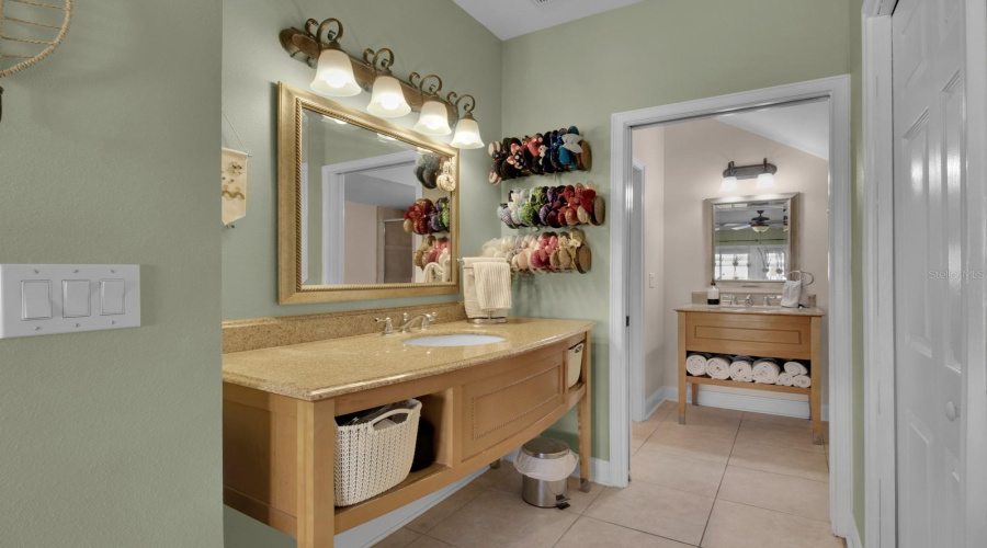 DAVENPORT, Florida 33897, 3 Bedrooms Bedrooms, ,2 BathroomsBathrooms,Residential,For Sale,BELLA VISTA,MFRO6301263