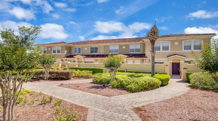 DAVENPORT, Florida 33897, 3 Bedrooms Bedrooms, ,2 BathroomsBathrooms,Residential,For Sale,BELLA VISTA,MFRO6301263