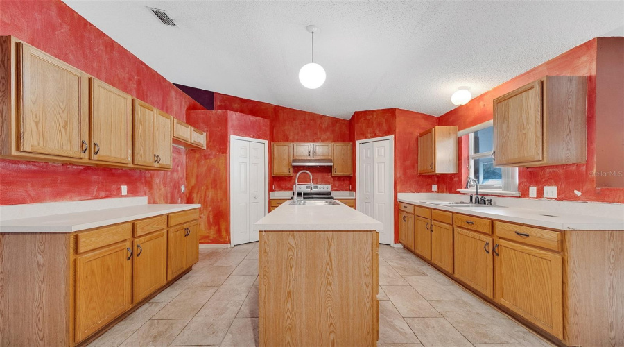 DAVENPORT, Florida 33837, 4 Bedrooms Bedrooms, ,3 BathroomsBathrooms,Residential,For Sale,VERVAIN,MFRS5125247