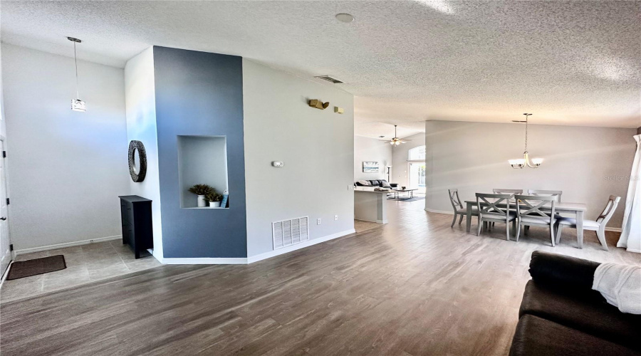 Davenport, Florida 33837, 4 Bedrooms Bedrooms, ,3 Bathroomsbathrooms,Residential,For Sale,Fox,Mfro6301882