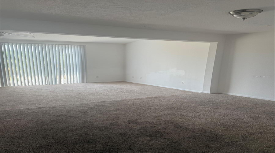 Davenport, Florida 33897, 4 Bedrooms Bedrooms, ,3 Bathroomsbathrooms,Residential,For Sale,Caribbean,Mfrs5125363