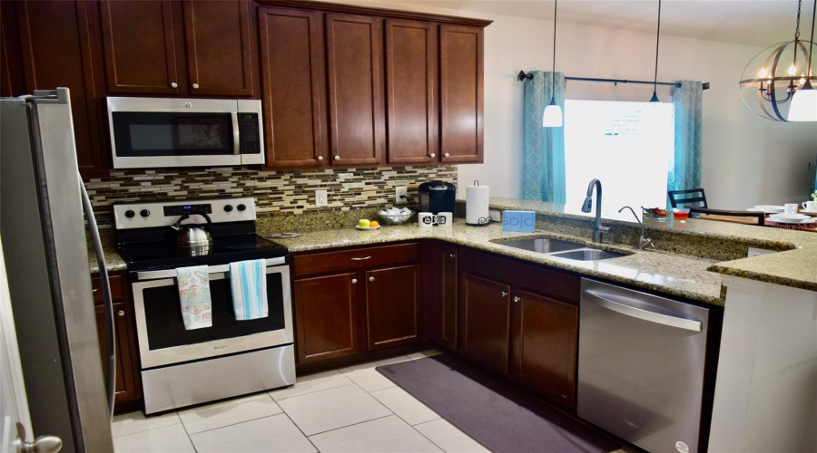 DAVENPORT, Florida 33837, 4 Bedrooms Bedrooms, ,2 BathroomsBathrooms,Residential,For Sale,ANDALUSIA,MFRS5115814
