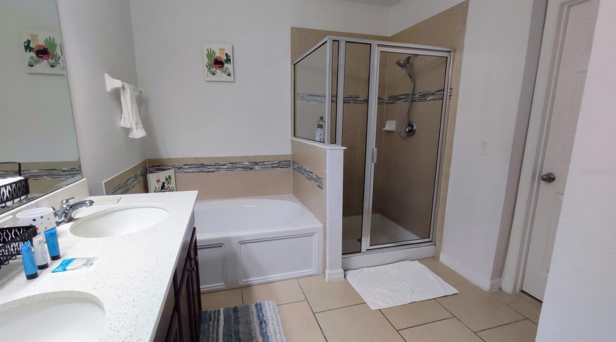 DAVENPORT, Florida 33837, 4 Bedrooms Bedrooms, ,2 BathroomsBathrooms,Residential,For Sale,ANDALUSIA,MFRS5115814