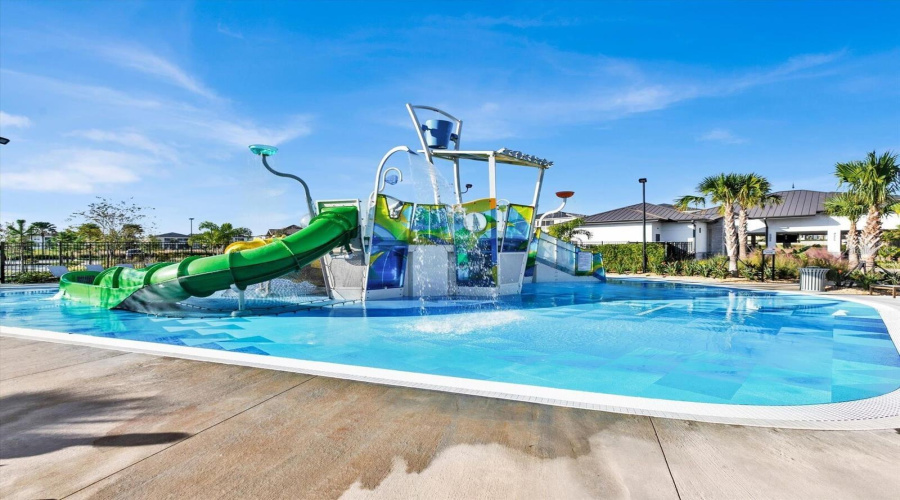 DAVENPORT, Florida 33896, 5 Bedrooms Bedrooms, ,5 BathroomsBathrooms,Residential,For Sale,SOMMERSET HILLS,0,MFRO6300152