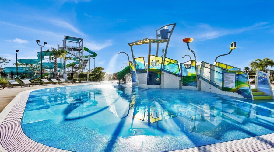 DAVENPORT, Florida 33896, 5 Bedrooms Bedrooms, ,5 BathroomsBathrooms,Residential,For Sale,SOMMERSET HILLS,0,MFRO6300152