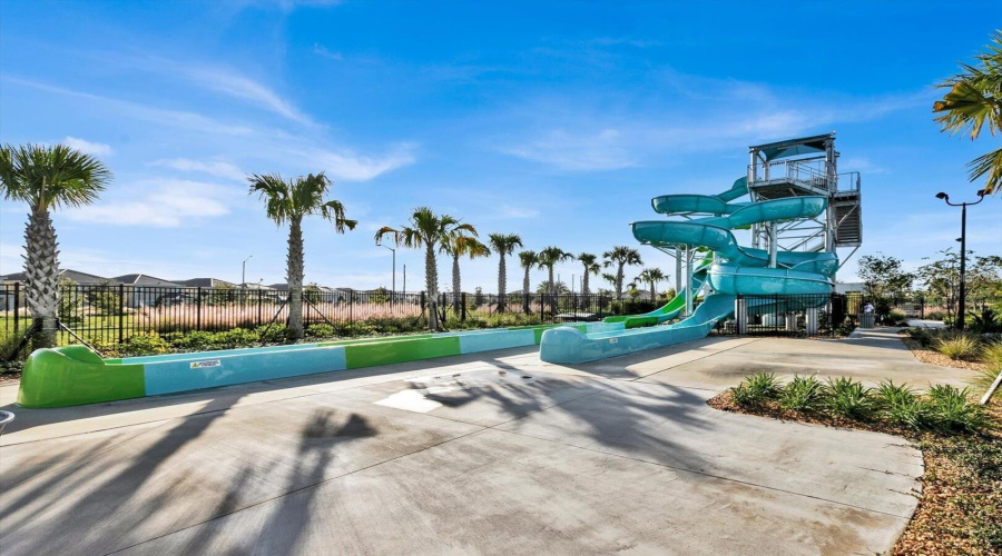 DAVENPORT, Florida 33896, 5 Bedrooms Bedrooms, ,5 BathroomsBathrooms,Residential,For Sale,SOMMERSET HILLS,0,MFRO6300152