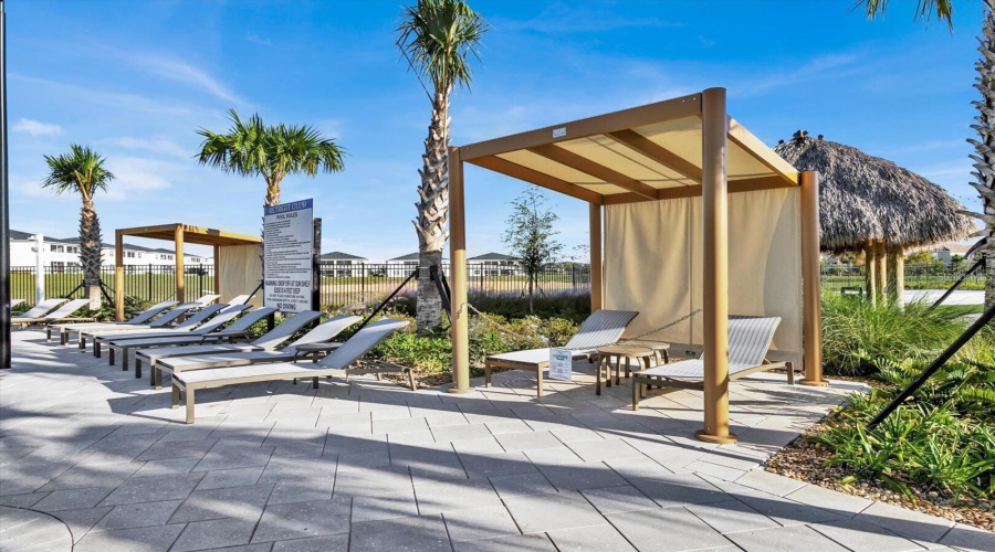 DAVENPORT, Florida 33896, 5 Bedrooms Bedrooms, ,5 BathroomsBathrooms,Residential,For Sale,SOMMERSET HILLS,0,MFRO6300152