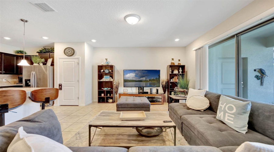 DAVENPORT, Florida 33837, 5 Bedrooms Bedrooms, ,4 BathroomsBathrooms,Residential,For Sale,TERRASONESTA,MFRO6301721