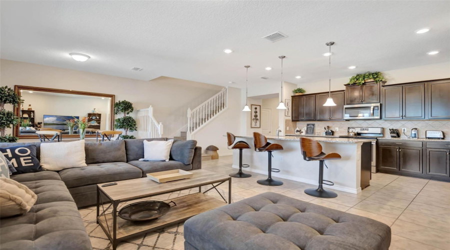 DAVENPORT, Florida 33837, 5 Bedrooms Bedrooms, ,4 BathroomsBathrooms,Residential,For Sale,TERRASONESTA,MFRO6301721