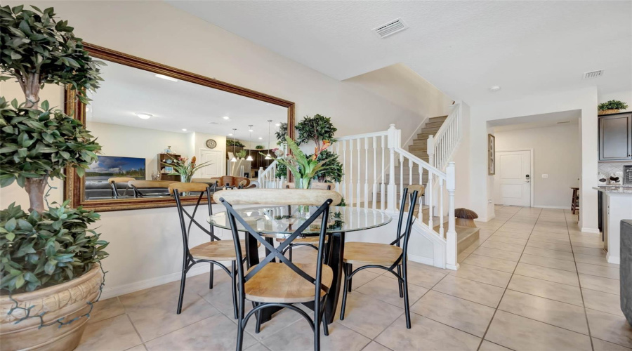 DAVENPORT, Florida 33837, 5 Bedrooms Bedrooms, ,4 BathroomsBathrooms,Residential,For Sale,TERRASONESTA,MFRO6301721