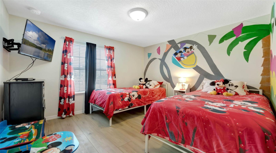DAVENPORT, Florida 33837, 5 Bedrooms Bedrooms, ,4 BathroomsBathrooms,Residential,For Sale,TERRASONESTA,MFRO6301721