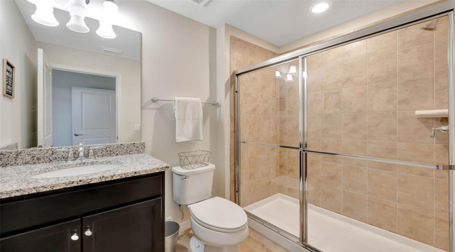 DAVENPORT, Florida 33837, 5 Bedrooms Bedrooms, ,4 BathroomsBathrooms,Residential,For Sale,TERRASONESTA,MFRO6301721