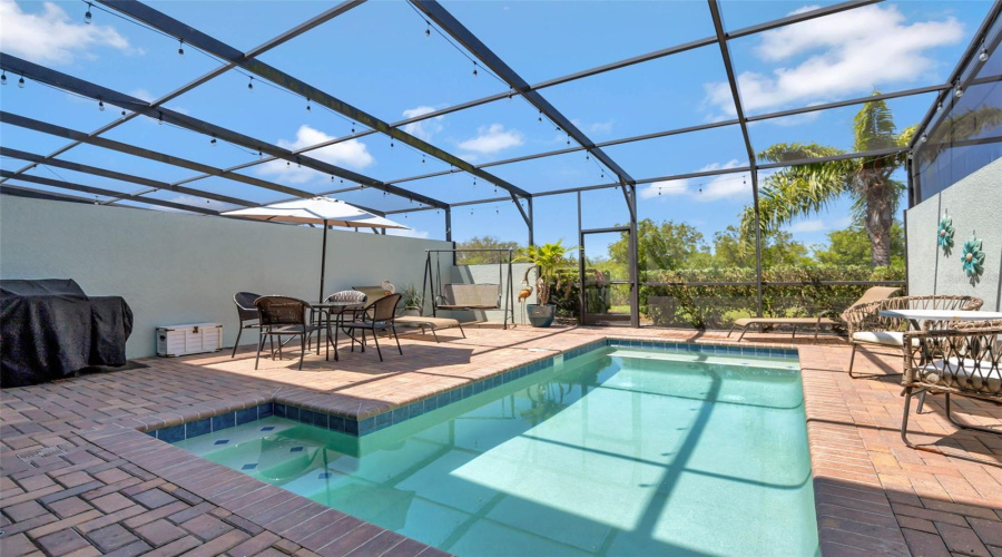 DAVENPORT, Florida 33837, 5 Bedrooms Bedrooms, ,4 BathroomsBathrooms,Residential,For Sale,TERRASONESTA,MFRO6301721